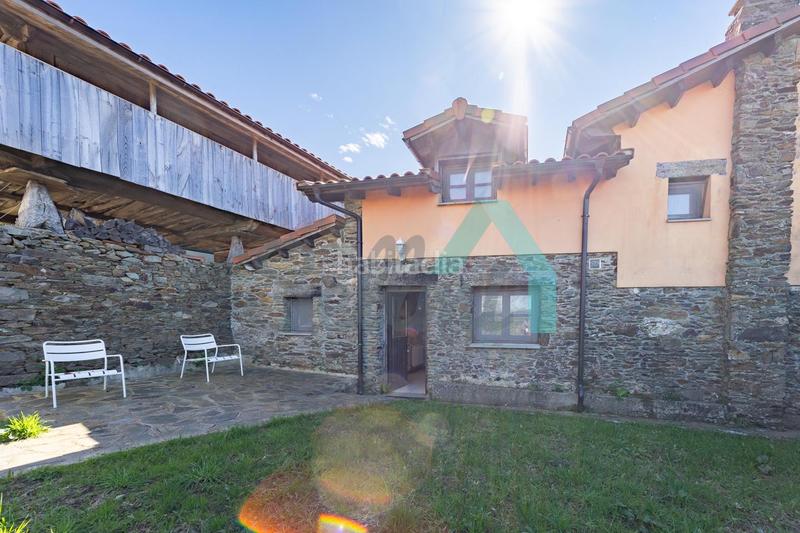 Foto 2e2bb07b-5c65-4186-b58b-cbdfe5bc5767. Casa con riscaldamento in Cudillero