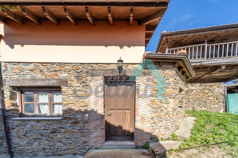 Foto 4d40592b-12c6-4a8b-a5d9-fdd5f3e03e4c. Casa con riscaldamento in Cudillero