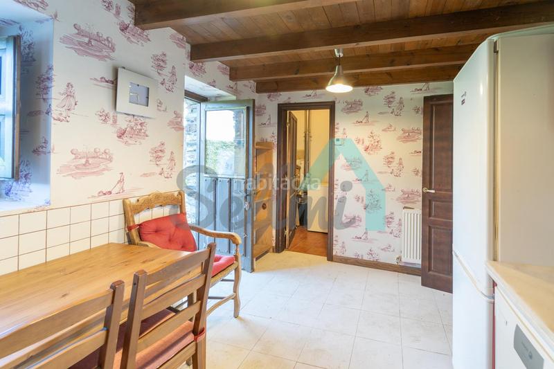 Foto 57672983-8ac9-4fe7-9dc0-b36646ca44e1. Casa con riscaldamento in Cudillero