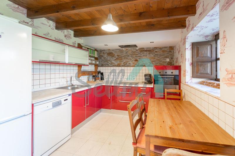 Foto 7962e8fb-8949-41fd-9455-ddbf7ec87f84. Casa con riscaldamento in Cudillero