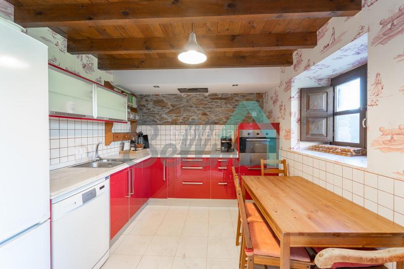 Foto 8709b184-e983-49cb-896d-6fc0ab9ee96e. Casa con riscaldamento in Cudillero