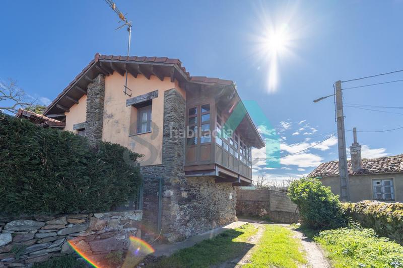 Foto afc7cc0d-95ec-4a2b-8305-030a6323ed26. Casa con riscaldamento in Cudillero