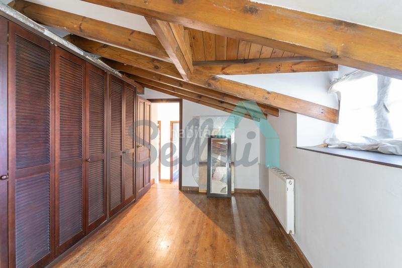 Foto f09c3cb4-2a38-43fb-841e-e24aa3ae8e34. Casa con riscaldamento in Cudillero