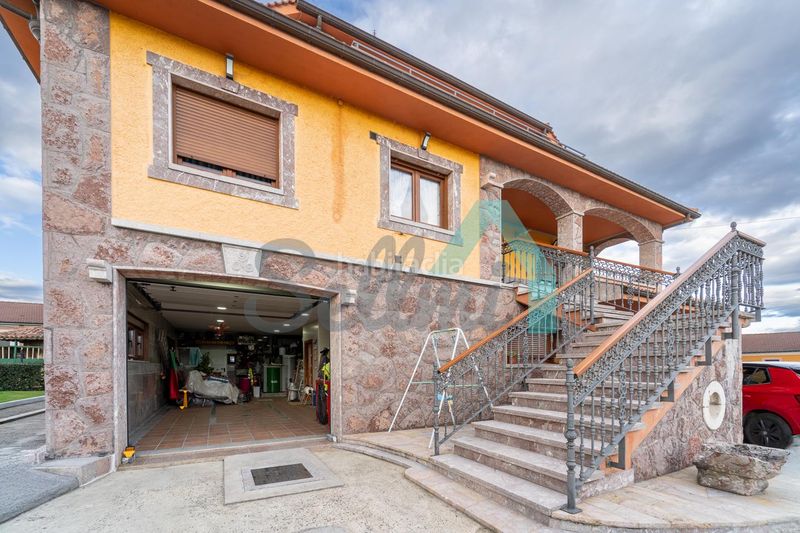 Foto 3f2f1849-14e6-4a57-acd5-ebce59ef4c22. Casa amb calefacció aparcament a Viella-Granda-Meres Siero