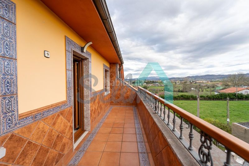 Foto be12b878-334a-4733-ab9b-a60e2d1512b4. Casa amb calefacció aparcament a Viella-Granda-Meres Siero