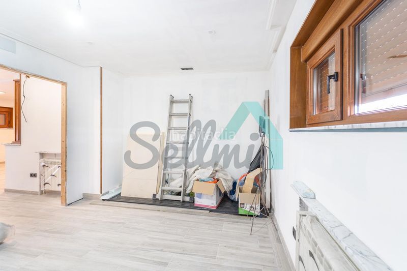 Foto bfdee414-a991-4edf-bbf3-62ce7a63d846. Casa amb calefacció aparcament a Viella-Granda-Meres Siero