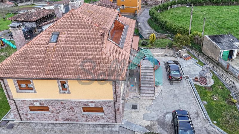 Foto d400dcb1-2a19-4bbc-836b-ed781a916c7a. Casa amb calefacció aparcament a Viella-Granda-Meres Siero