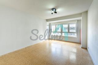 Rent Flat  Lastres