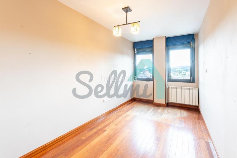 Foto 11862d7b-2a4f-4549-8f4a-3c562928aefc. Duplex con riscaldamento parcheggio in La Magdalena Avilés