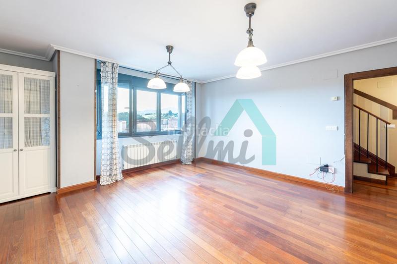 Foto 23003ea3-e940-4643-b37e-1d6108703b78. Duplex con riscaldamento parcheggio in La Magdalena Avilés