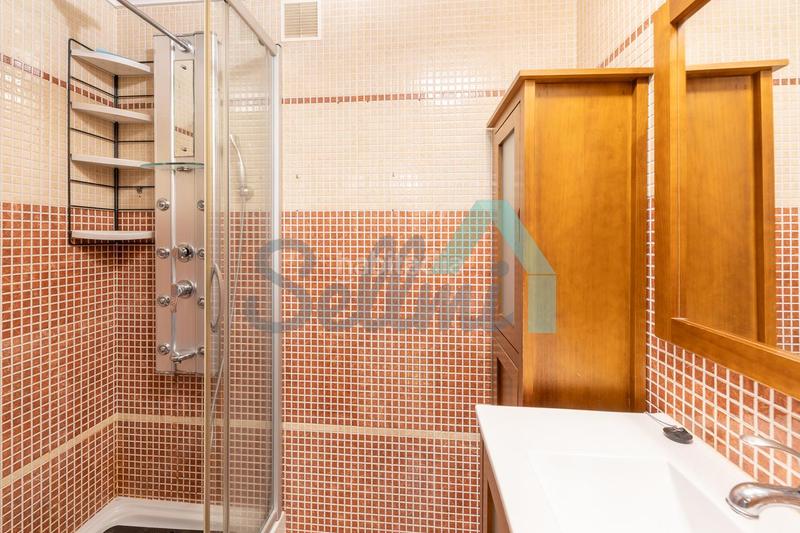 Foto 4a104ae0-4adf-4e3b-ac33-fe21eadf6f79. Duplex con riscaldamento parcheggio in La Magdalena Avilés