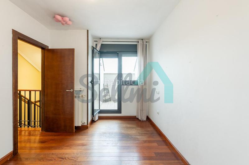 Foto 507e8eea-399a-4239-841c-64e81e66df4f. Duplex con riscaldamento parcheggio in La Magdalena Avilés