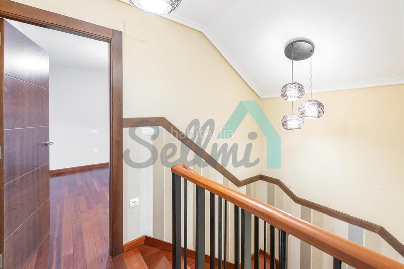 Foto 834ec804-b889-44b0-afa0-b10cd7ead3fd. Duplex con riscaldamento parcheggio in La Magdalena Avilés