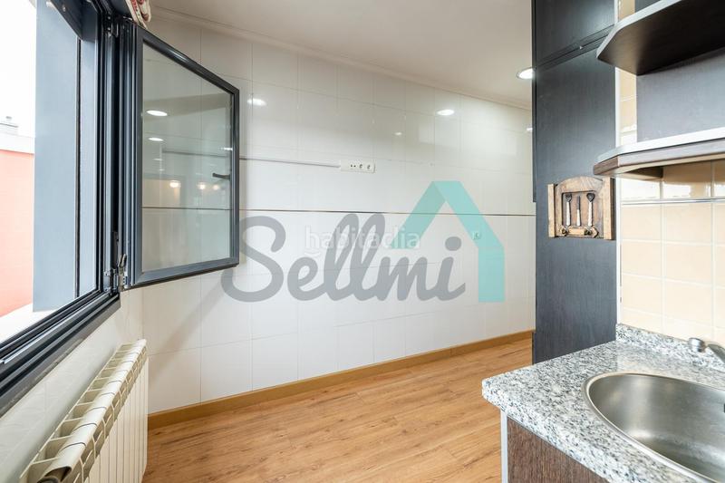 Foto d7ee97df-a20d-42fb-9db0-01d29c7a400c. Duplex con riscaldamento parcheggio in La Magdalena Avilés