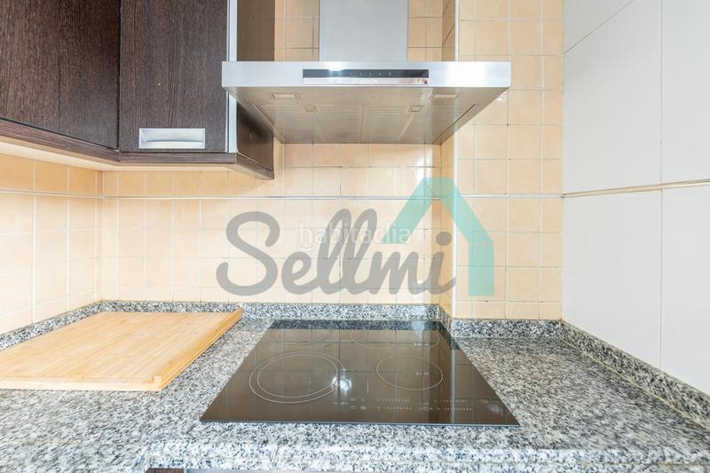 Foto 839af287-b5d9-418d-921c-84adb2a18c69. Zweistöckige wohnung mit heizung parking in La Magdalena Avilés