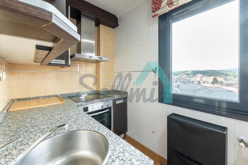 Foto d491a6e7-3fa6-49a4-8795-6ba5be3ab20b. Zweistöckige wohnung mit heizung parking in La Magdalena Avilés