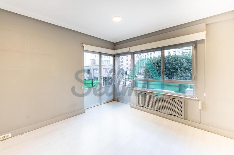 Foto 2e13c7f1-6a0f-4c7a-8241-f2f18c9795f3. Location bureau dans Salesas - Foncalada - Campoamor Oviedo