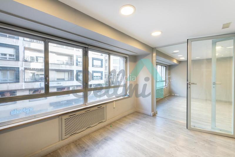 Foto a28efe4b-8f5f-4c7f-92af-1183415aede9. Miete büro in Salesas - Foncalada - Campoamor Oviedo