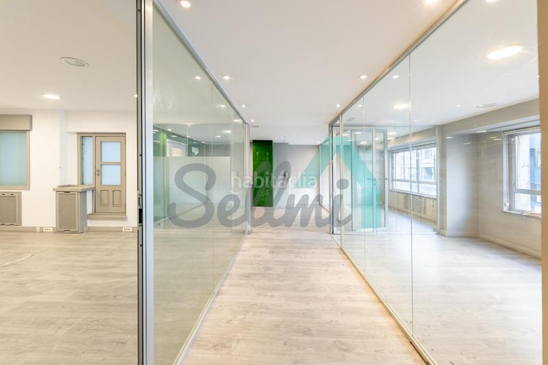 Foto d3eada74-35a4-48b0-a84c-483b4cf421b8. Rent office space in Salesas - Foncalada - Campoamor Oviedo