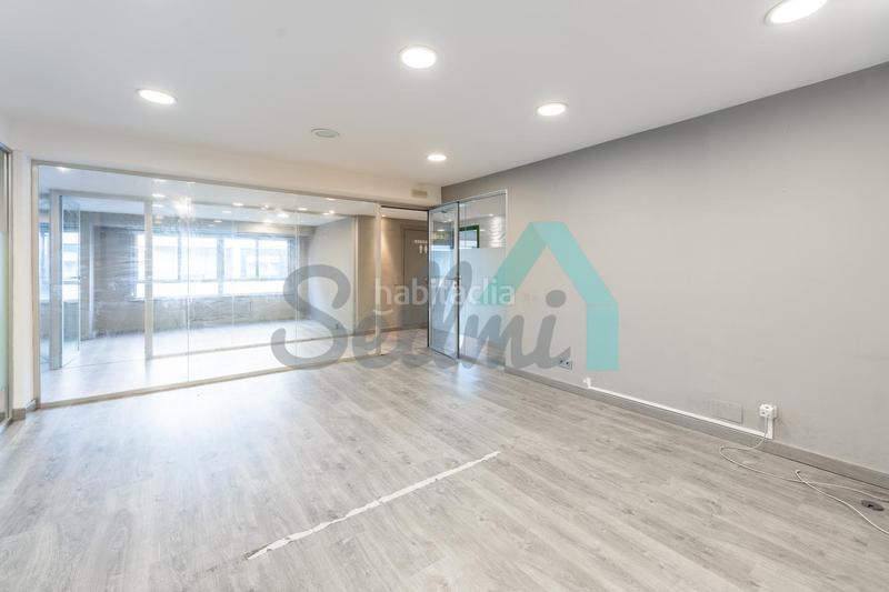 Foto f5bf738c-a885-4a5c-9851-3ffec4ea858e. Alquiler oficina en Salesas - Foncalada - Campoamor Oviedo