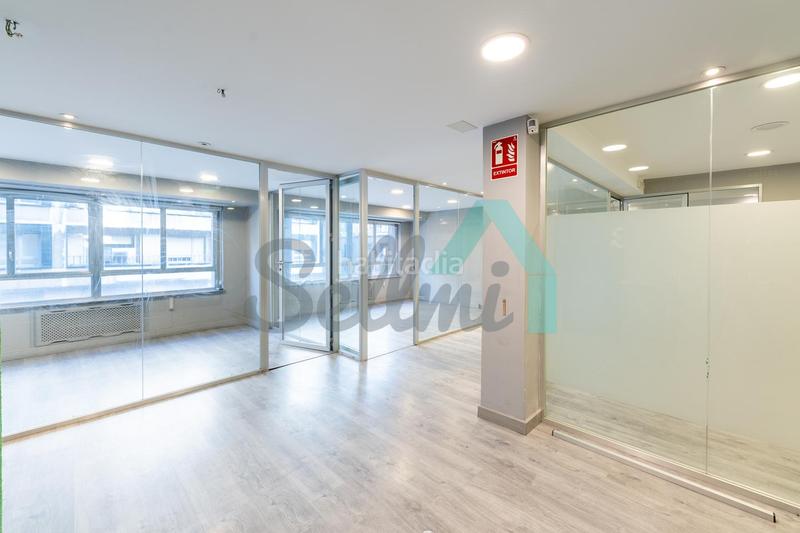 Foto f8d263e4-1dd2-45d1-a01d-5265b045e591. Alquiler oficina en Salesas - Foncalada - Campoamor Oviedo