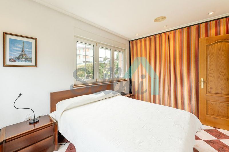Foto 09b663ea-59e3-4da4-a0f7-18a9182735c9. Towny house with heating parking in Franco (El)