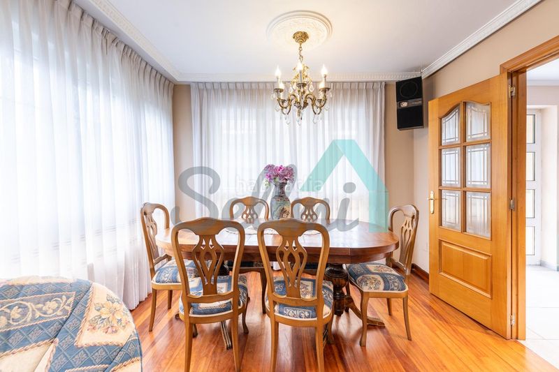 Foto 0eb55468-caca-4fb6-944c-0b2f6dee6732. Towny house with heating parking in Franco (El)