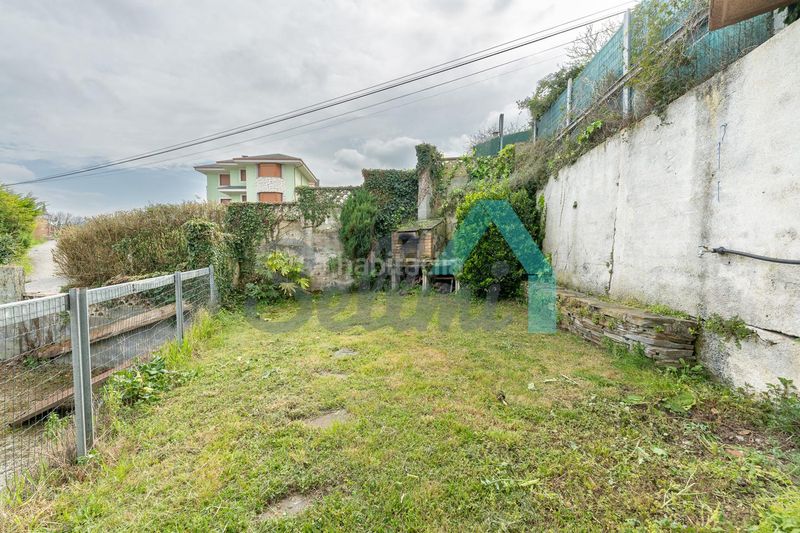 Foto 547f62c7-f47d-4b68-856c-ab74f5653097. Towny house with heating parking in Franco (El)