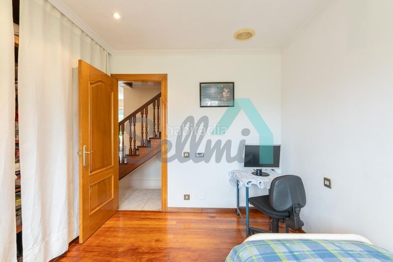 Foto 66ee4689-f34a-45e5-a9f3-e9f40dd3cc33. Towny house with heating parking in Franco (El)