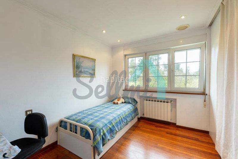 Foto cebfe7a9-2f7f-4fdf-85c2-54c98d71fb03. Towny house with heating parking in Franco (El)