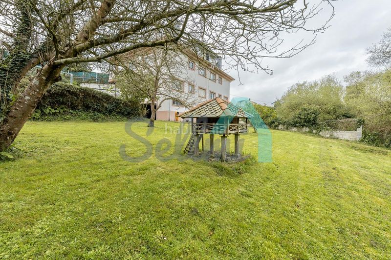 Foto de3a2209-3e50-45c1-9b11-72612cd4e7cb. Towny house with heating parking in Franco (El)