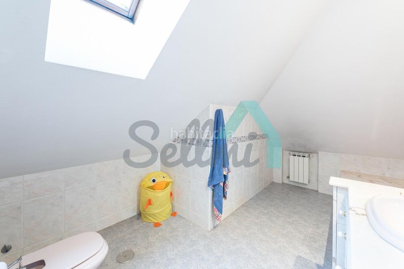 Foto f3dd29a3-f04e-453e-8eec-732c3eb433d8. Towny house with heating parking in Franco (El)