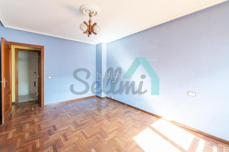 Foto 198a19c0-890d-4015-87a3-8bd1d9772fa4. Piso en Sama Langreo