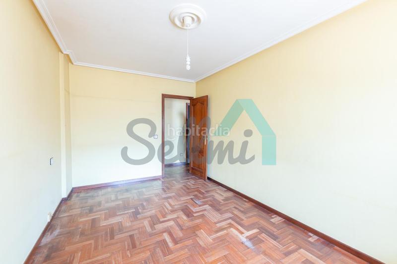Foto f17a02c4-d7ad-45d2-8652-6a633ffa82e1. Piso en Sama Langreo