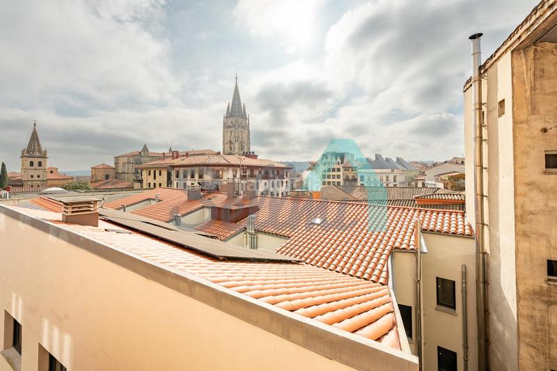 Foto 066e85b6-5622-4dc2-a165-8961f12581d7. Appartamento con riscaldamento in Casco Histórico Oviedo