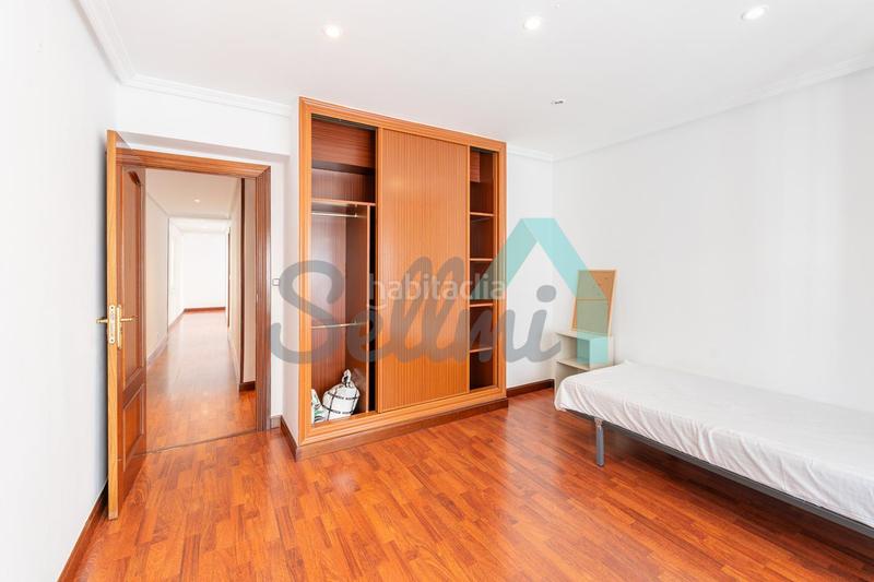 Foto 3d6c3eb7-cdb8-45ac-8c00-995de0eba4e0. Appartamento con riscaldamento in Casco Histórico Oviedo