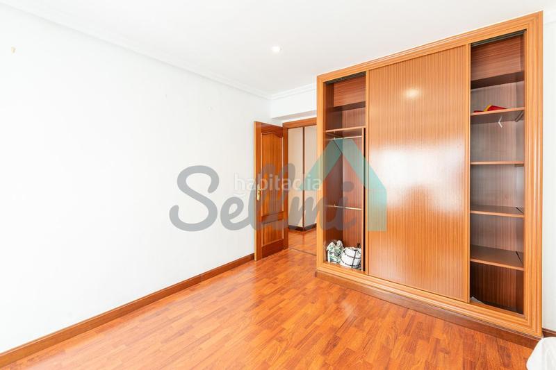Foto 86bbb51a-52fa-491f-bb9d-ba1476b71f8a. Appartement avec chauffage dans Casco Histórico Oviedo