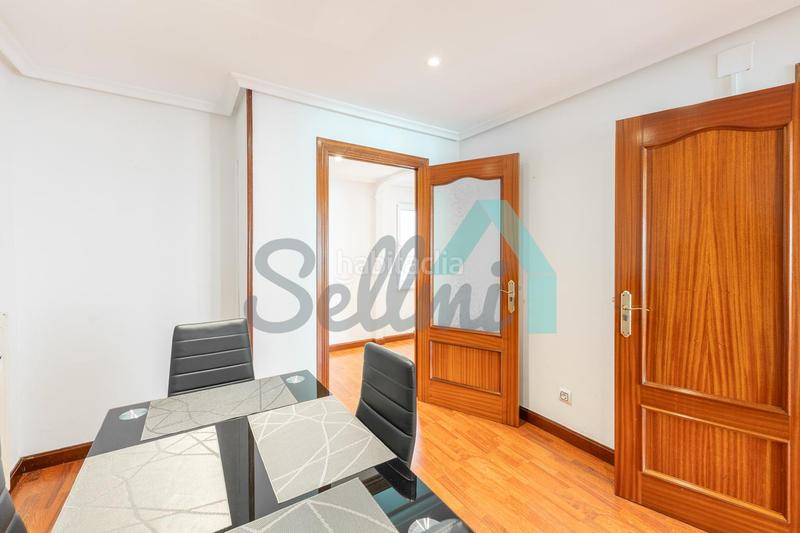 Foto dd6eba2e-5831-4263-ad8f-c79e5da3f15a. Appartement avec chauffage dans Casco Histórico Oviedo