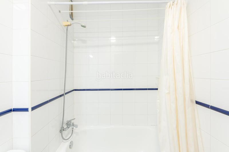 Foto deb26acb-0d3d-4afa-8fdd-435907d61820. Miete etagenwohnung mit heizung in Fontán Oviedo