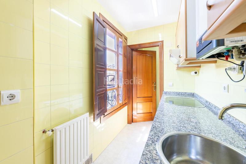Foto fbf39904-3546-42c1-bd4d-62b0f7a95e1b. Miete etagenwohnung mit heizung in Fontán Oviedo