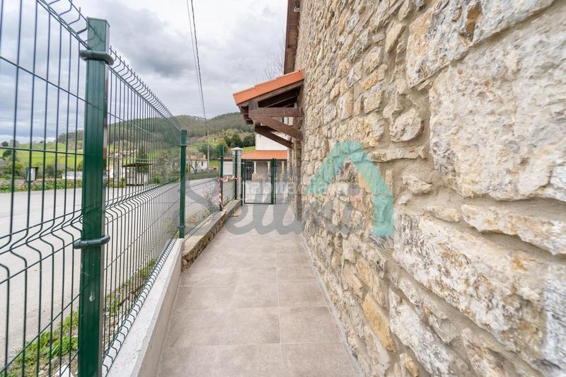 Foto 8a2f5ce9-23b4-4a47-a0ec-502e677fb67a. Casa en Parroquias Norte Siero