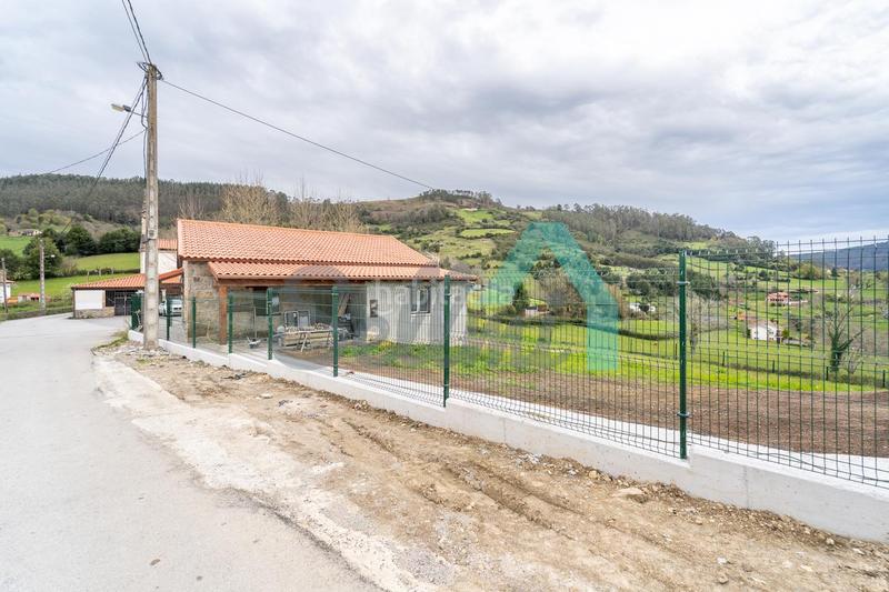 Foto b088c8bb-e38a-4bd9-a22a-8bcf6a96c53e. Casa en Parroquias Norte Siero