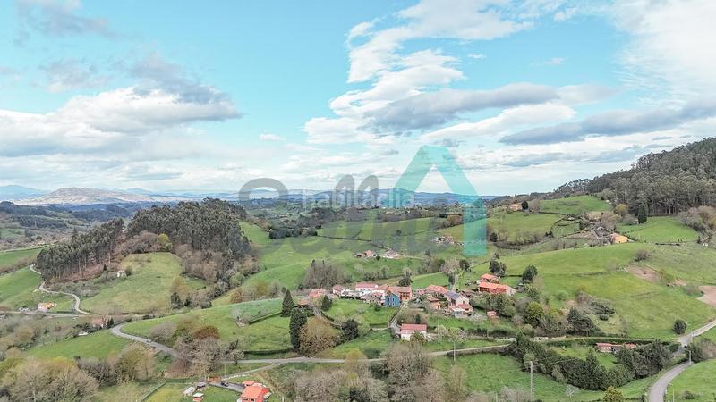 Foto ed8f0381-069c-4312-bc73-e6cd71fa35bc. Casa en Parroquias Norte Siero