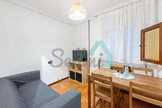 Location Appartement  González besada