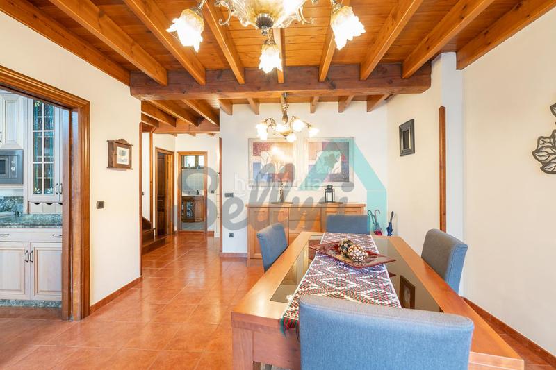 Foto e9219467-3a9d-4a05-b189-98a56f488c0e. Casa aparellada amb calefacció a la pola Siero Siero