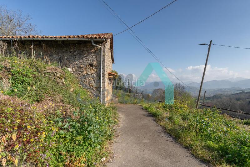 Foto 4524dc0e-1d0f-4a07-bbd3-e910093405a6. Casa a Parres