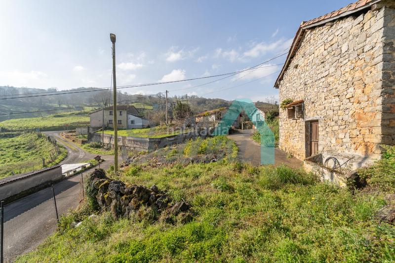 Foto 197a908b-ff93-4607-9a97-d377bcf6b354. Maison dans Parres