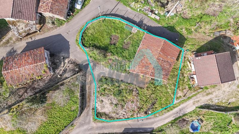 Foto 27fdbb1e-124a-4399-bfb2-463d72fecf08. Maison dans Parres