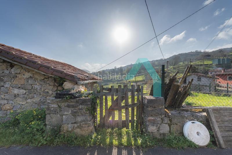 Foto 38cc8972-c1b5-4ec9-af1e-6278c76afe4d. Maison dans Parres