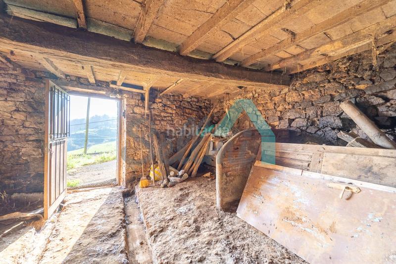 Foto 85b1f23c-582b-4e12-b4a7-83a0941dcd87. Maison dans Parres